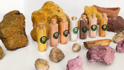 Imagem ilustrativa: Oficina de pigmentos naturais da Paisagem Protegida das Serras do Socorro e Archeira