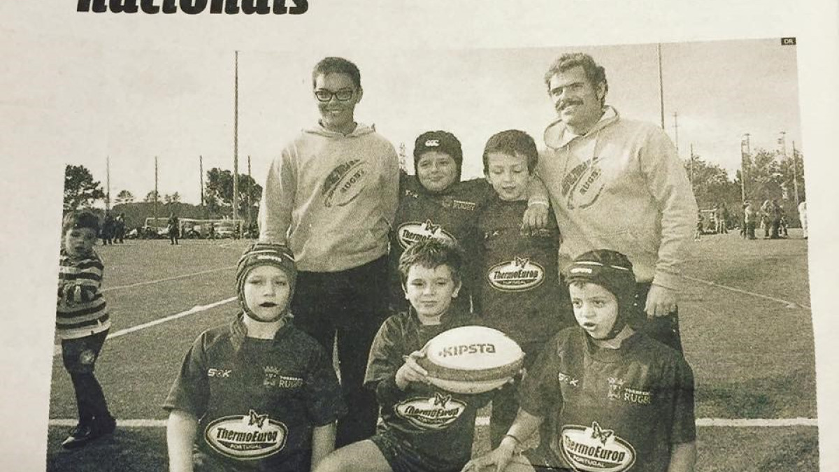 Notícia do Badaladas quando Martim deu os primeiros passos no rugby no Torreense