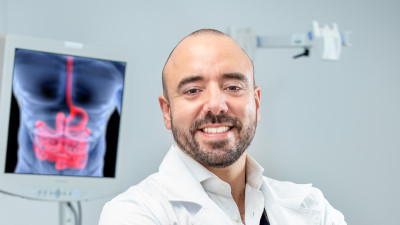 Alexandre Ferreira, gastrenterologista no Hospital da Luz, membro da Sociedade Portuguesa de Gastrenterologia