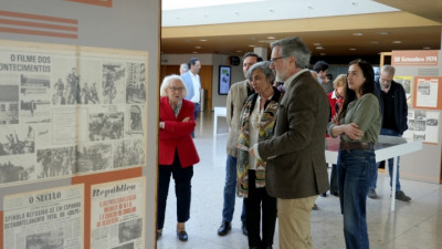 Imagem ilustrativa: «Dias de Abril» em exposição até meados de junho