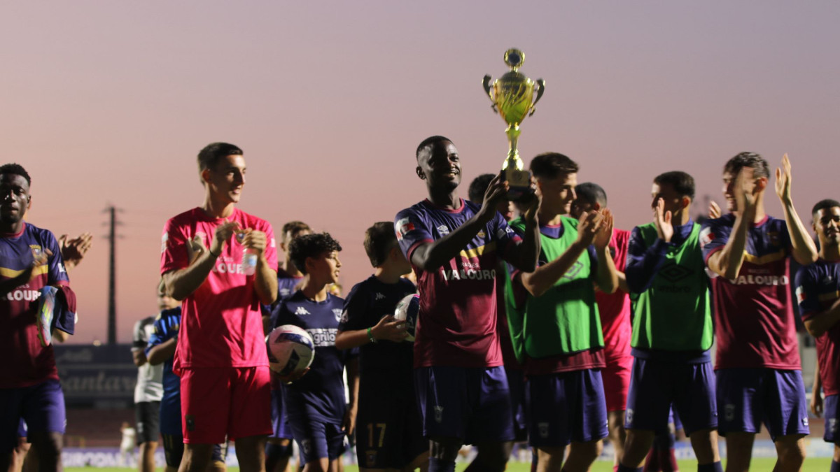 Imagem ilustrativa: Torreense vence Toinha Cup no jogo de apresentação do plantel aos adeptos