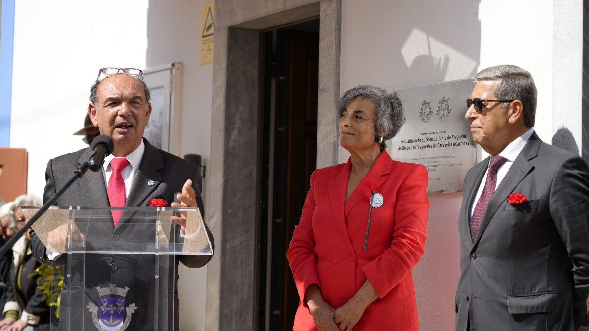 Imagem ilustrativa: União das Freguesias de Carvoeira e Carmões inaugura requalificação da Junta de Freguesia